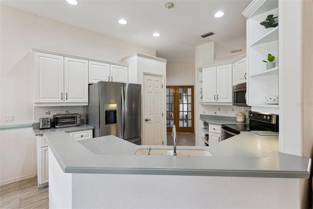 For Sale: $410,000 (3 beds, 2 baths, 2175 Square Feet)