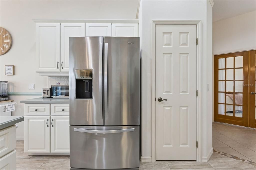 For Sale: $410,000 (3 beds, 2 baths, 2175 Square Feet)