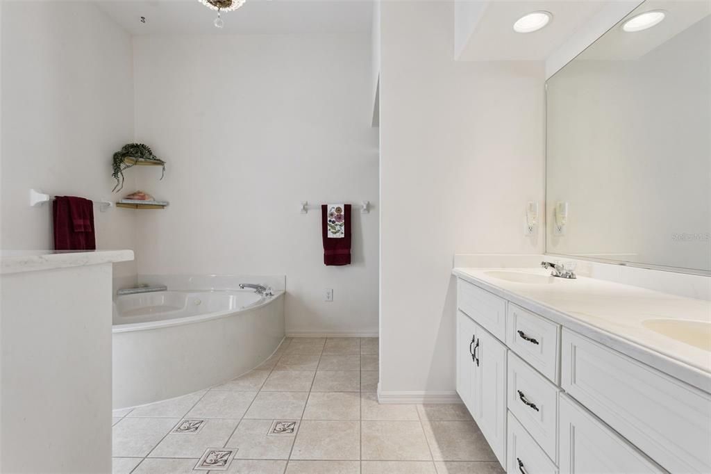 For Sale: $410,000 (3 beds, 2 baths, 2175 Square Feet)