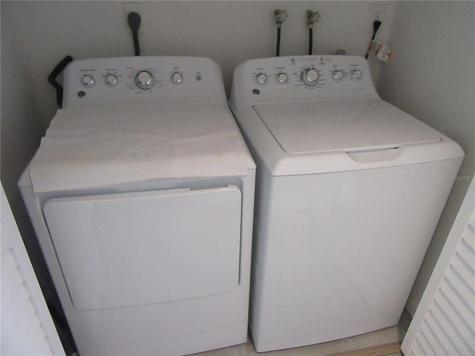 En Renta: $2,400 (2 camas, 2 baños, 1180 Pies cuadrados)