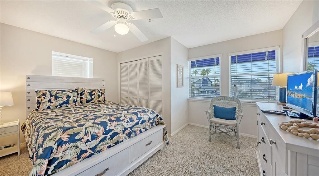 For Sale: $899,000 (3 beds, 2 baths, 1495 Square Feet)
