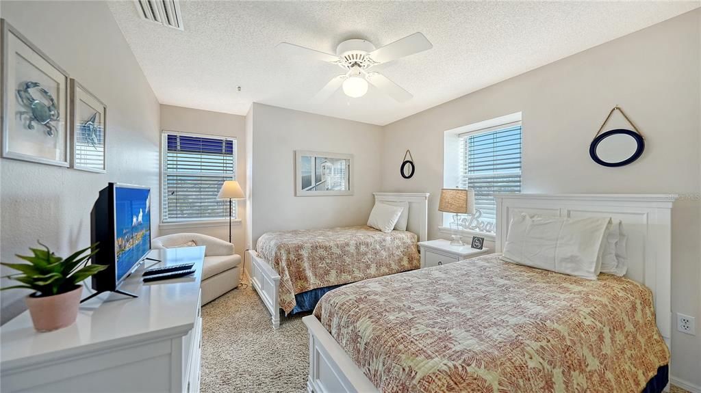 For Sale: $899,000 (3 beds, 2 baths, 1495 Square Feet)