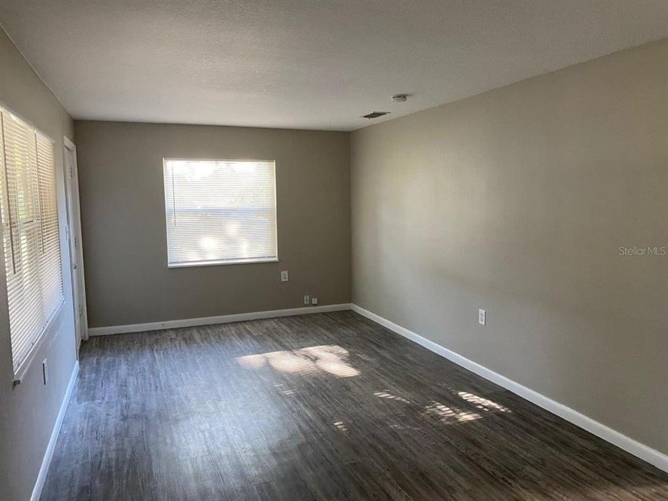 For Rent: $1,517 (3 beds, 1 baths, 1150 Square Feet)