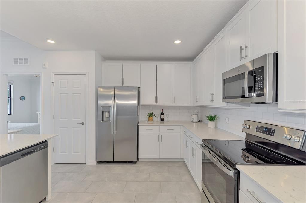 En Venta: $374,900 (2 camas, 2 baños, 1379 Pies cuadrados)