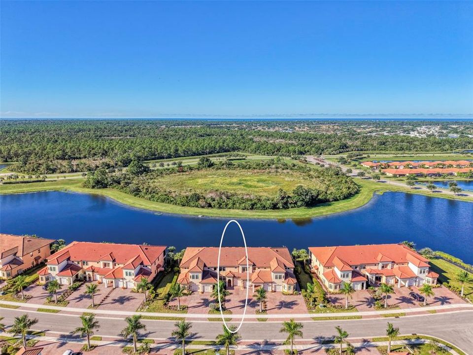 En Venta: $374,900 (2 camas, 2 baños, 1379 Pies cuadrados)