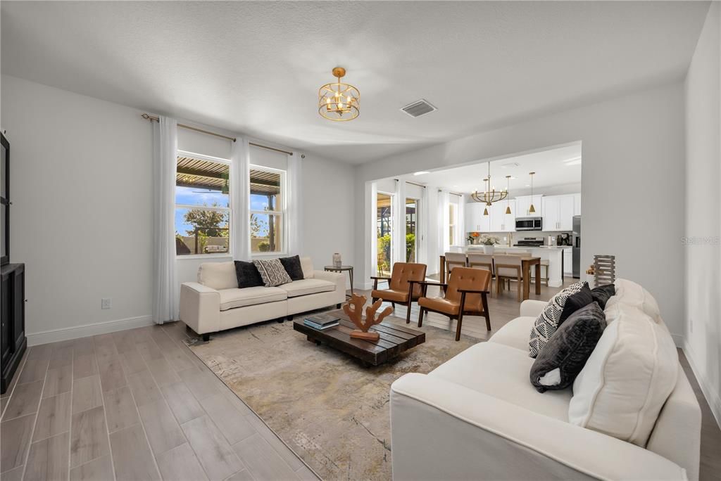For Sale: $690,000 (5 beds, 3 baths, 2561 Square Feet)