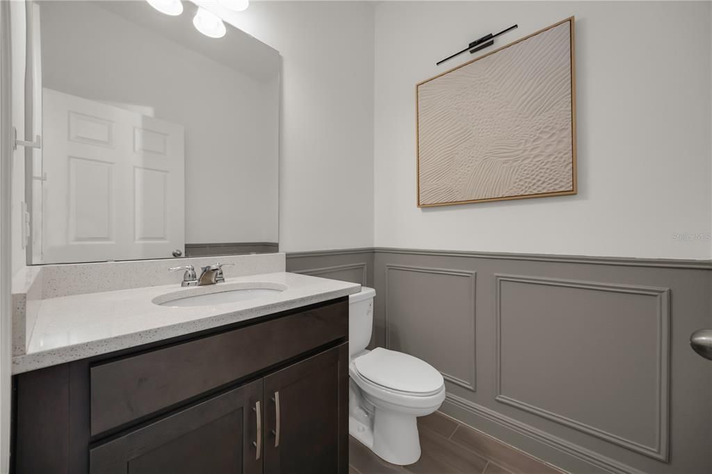 For Sale: $690,000 (5 beds, 3 baths, 2561 Square Feet)