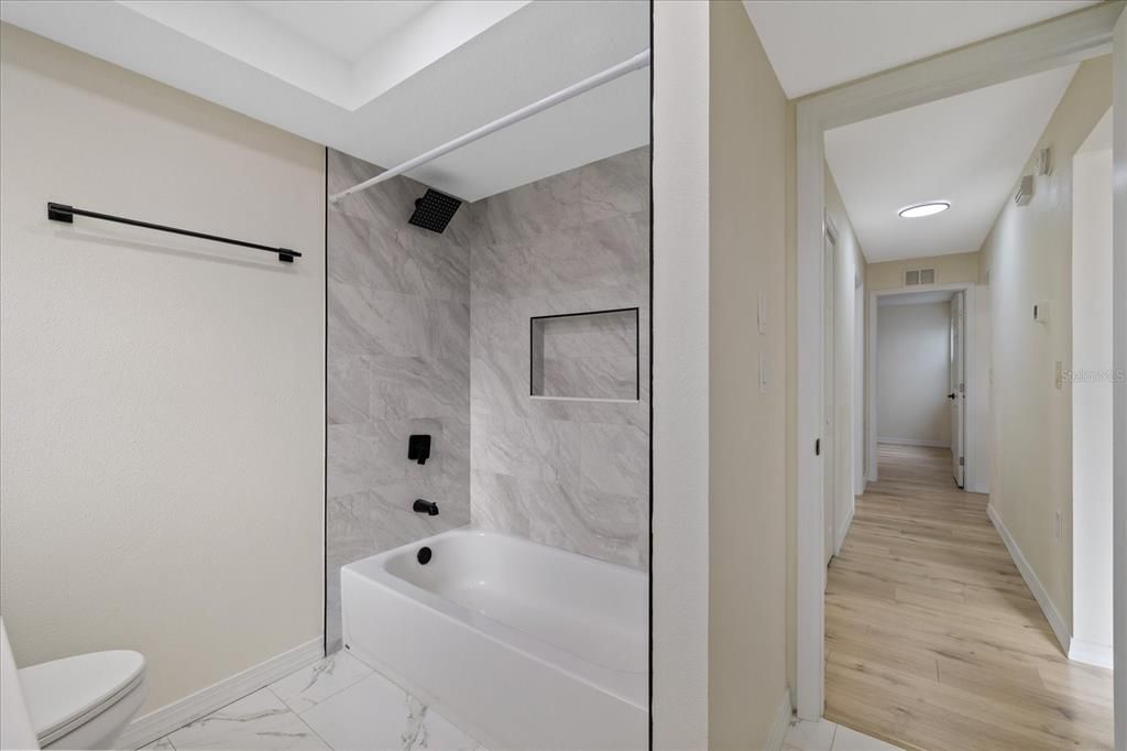 En Venta: $460,000 (3 camas, 2 baños, 1693 Pies cuadrados)