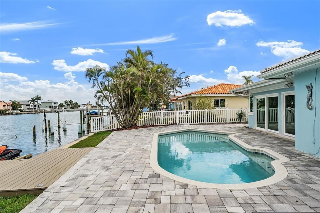 For Sale: $1,175,000 (3 beds, 2 baths, 1896 Square Feet)