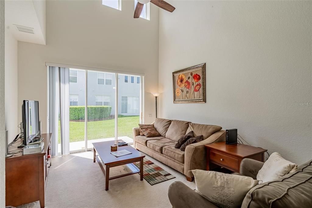 For Rent: $2,500 (3 beds, 3 baths, 2018 Square Feet)