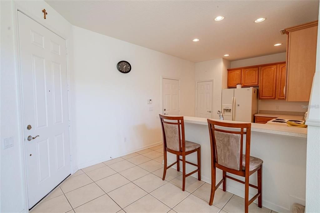 For Rent: $2,500 (3 beds, 3 baths, 2018 Square Feet)