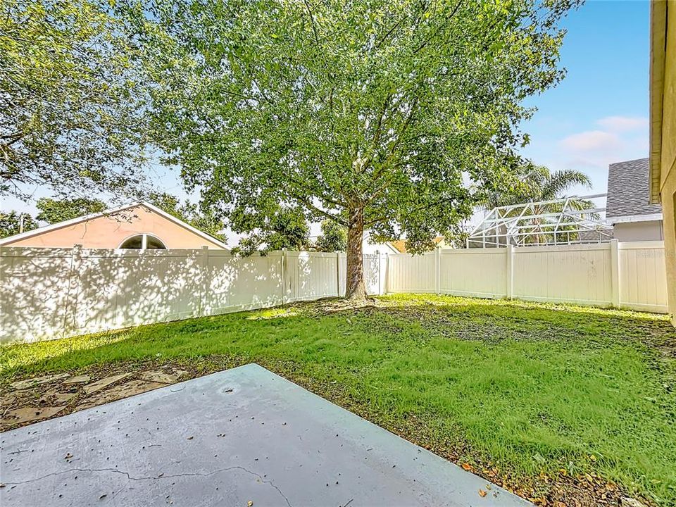 For Sale: $359,900 (3 beds, 2 baths, 1833 Square Feet)