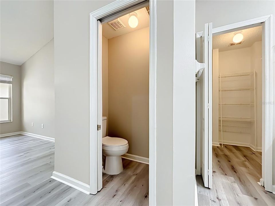 For Sale: $359,900 (3 beds, 2 baths, 1833 Square Feet)