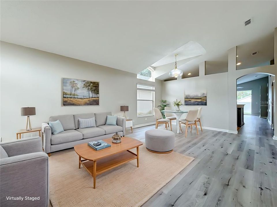 For Sale: $359,900 (3 beds, 2 baths, 1833 Square Feet)