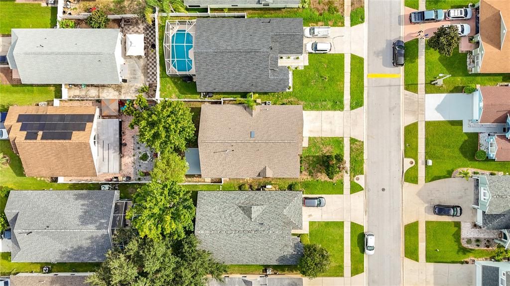 For Sale: $359,900 (3 beds, 2 baths, 1833 Square Feet)