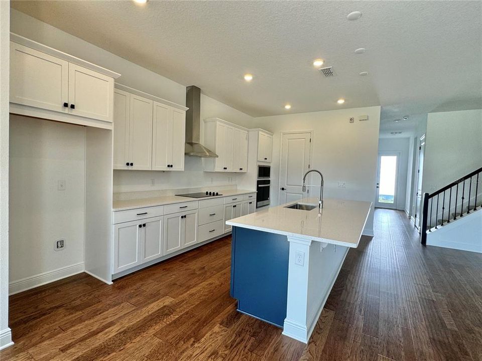 For Sale: $859,990 (5 beds, 4 baths, 3260 Square Feet)