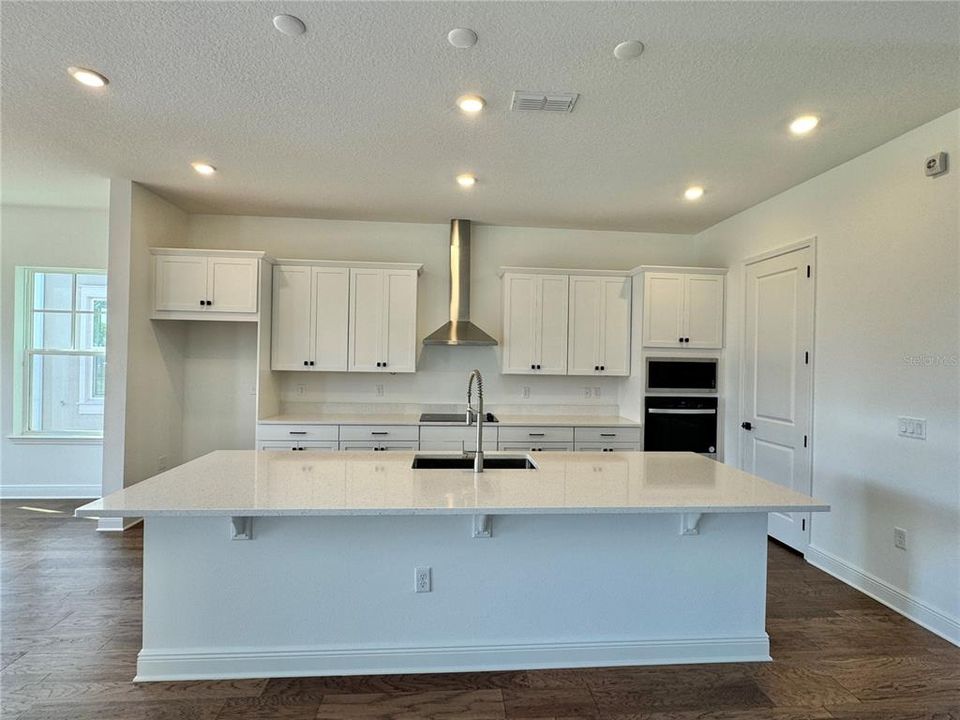 For Sale: $859,990 (5 beds, 4 baths, 3260 Square Feet)