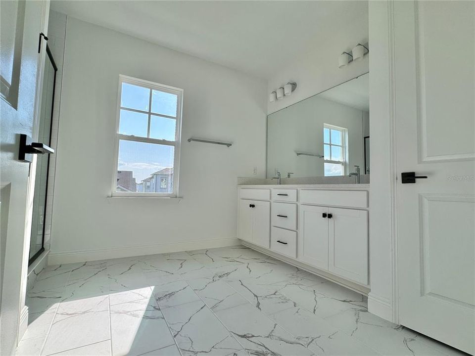 For Sale: $859,990 (5 beds, 4 baths, 3260 Square Feet)