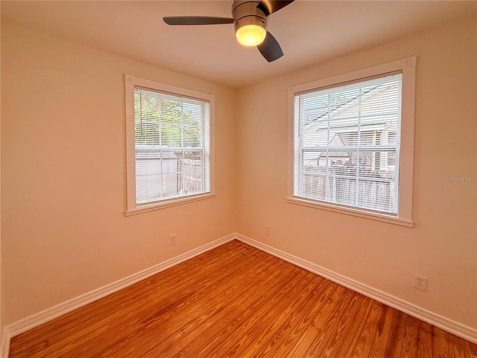 For Sale: $250,000 (3 beds, 2 baths, 1525 Square Feet)