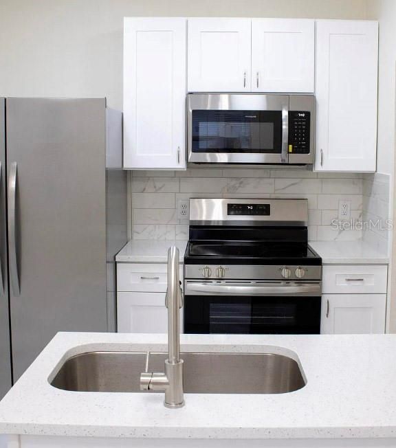 For Sale: $250,000 (3 beds, 2 baths, 1525 Square Feet)
