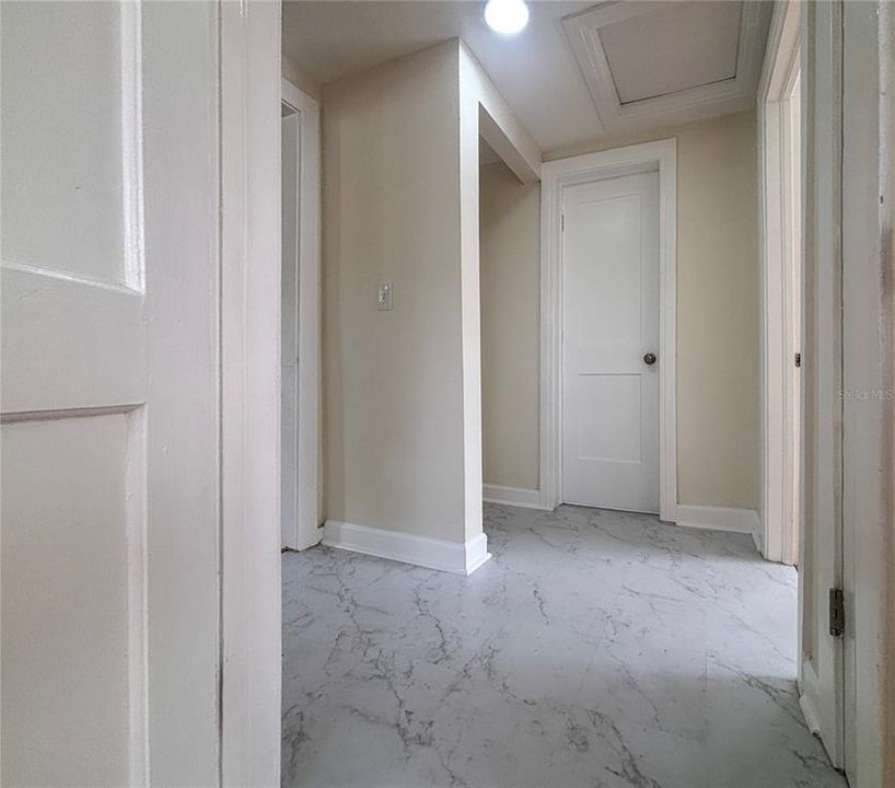 For Sale: $250,000 (3 beds, 2 baths, 1525 Square Feet)