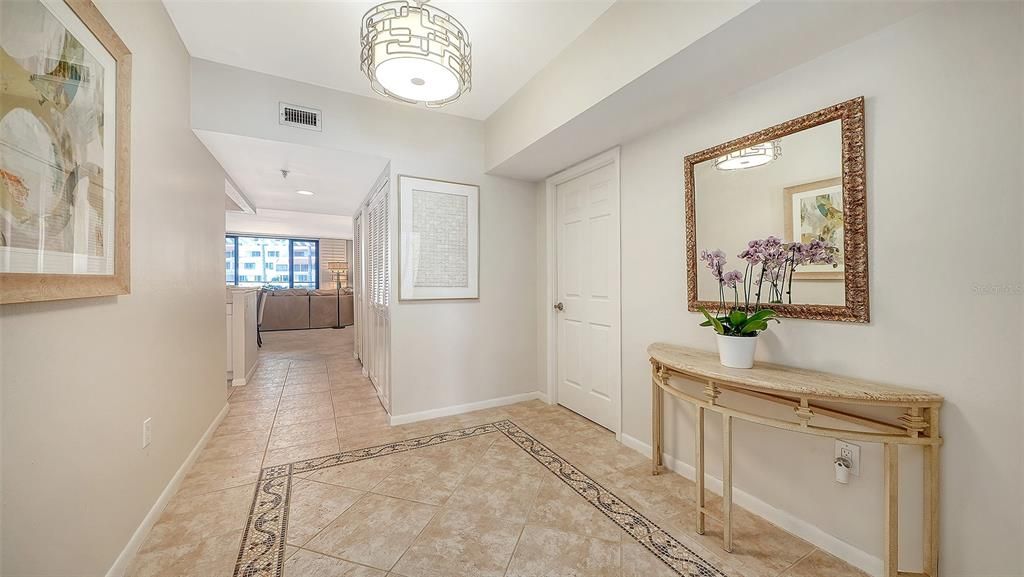 For Sale: $1,090,000 (3 beds, 3 baths, 2092 Square Feet)