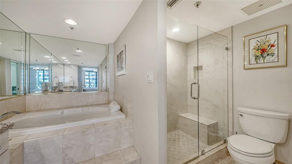 For Sale: $1,090,000 (3 beds, 3 baths, 2092 Square Feet)