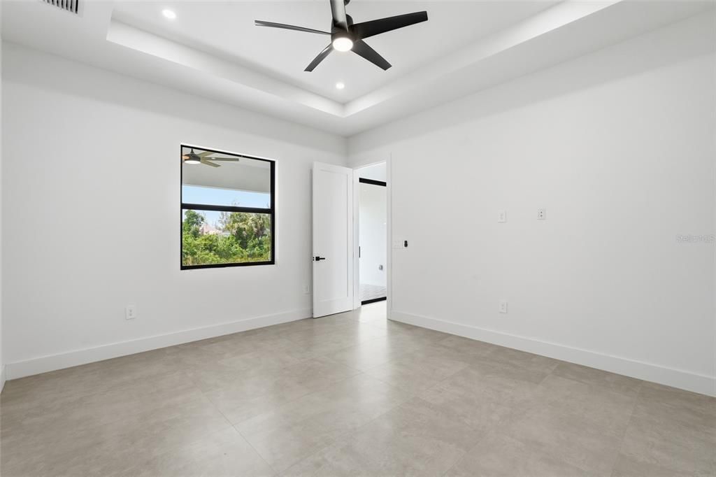 En Venta: $385,000 (3 camas, 2 baños, 1691 Pies cuadrados)