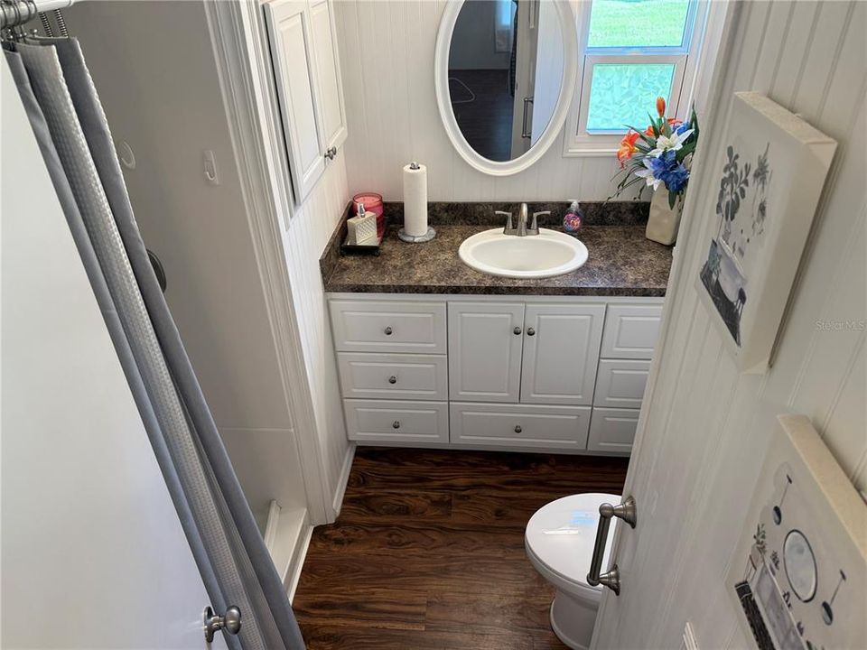 For Sale: $175,000 (2 beds, 2 baths, 1248 Square Feet)