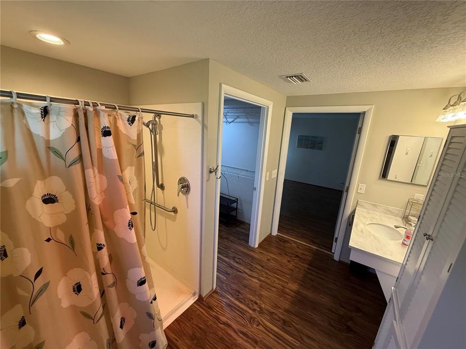 For Sale: $175,000 (2 beds, 2 baths, 1248 Square Feet)
