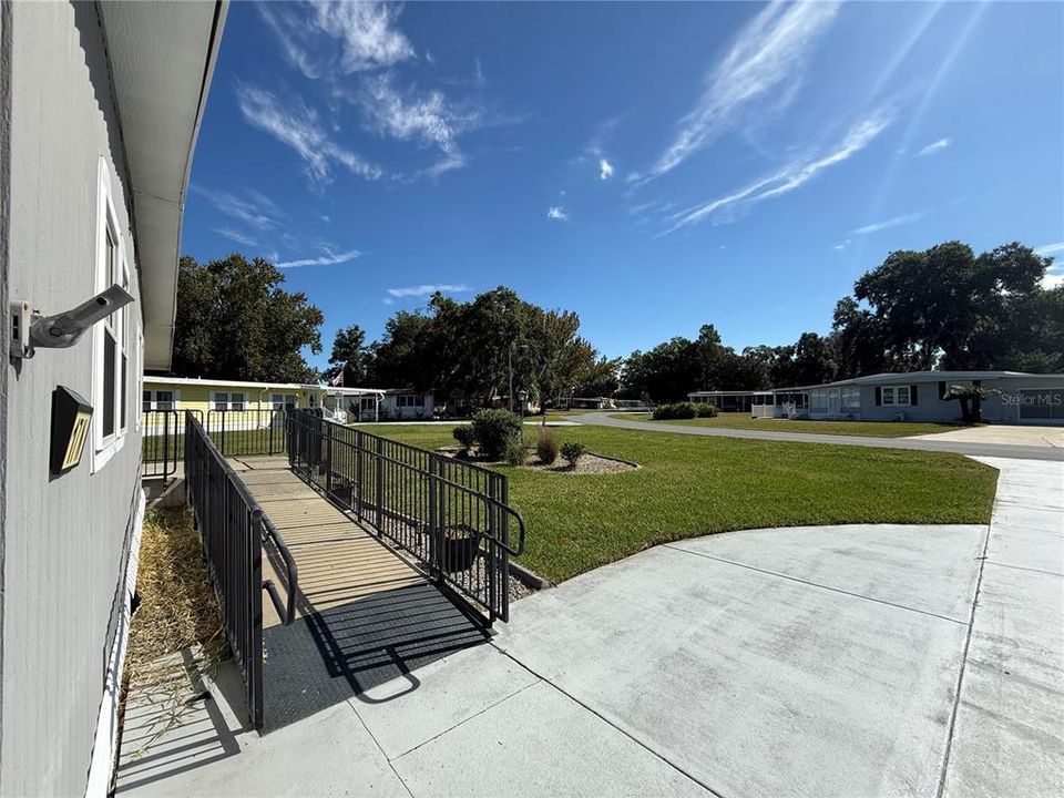 For Sale: $175,000 (2 beds, 2 baths, 1248 Square Feet)