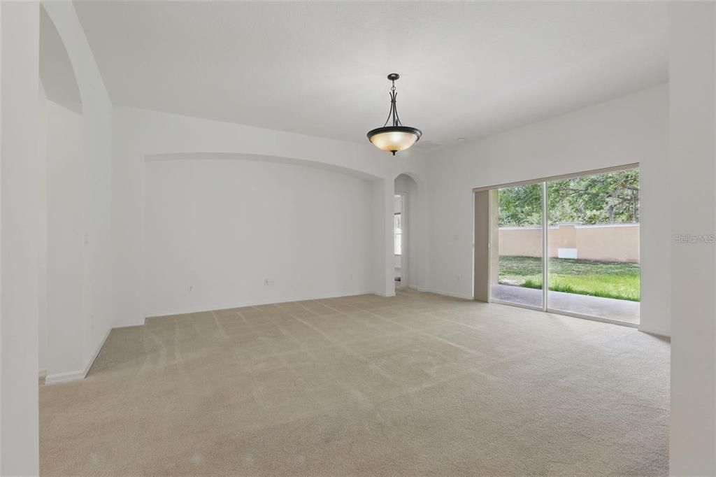 For Sale: $299,900 (4 beds, 2 baths, 2130 Square Feet)