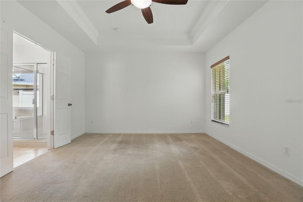 For Sale: $299,900 (4 beds, 2 baths, 2130 Square Feet)