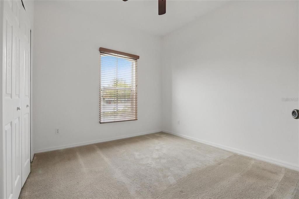 For Sale: $299,900 (4 beds, 2 baths, 2130 Square Feet)