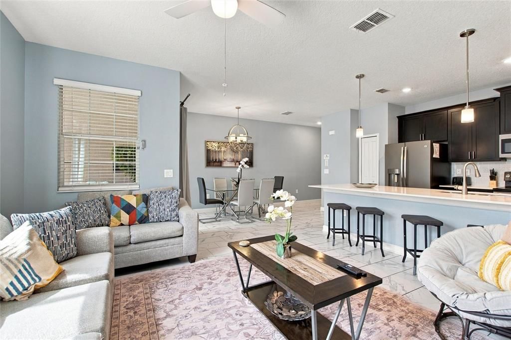 For Sale: $339,000 (4 beds, 3 baths, 1902 Square Feet)