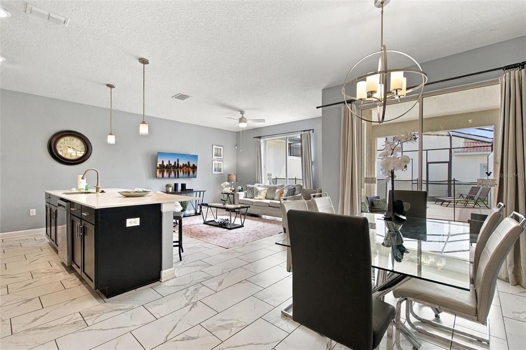 For Sale: $339,000 (4 beds, 3 baths, 1902 Square Feet)