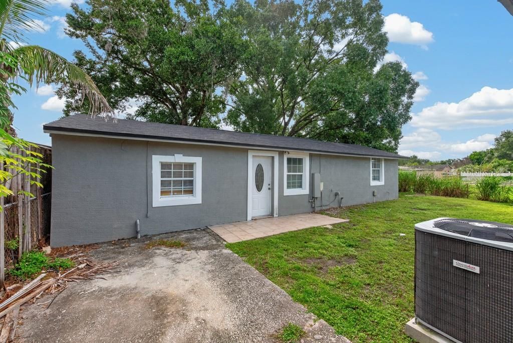 For Sale: $325,000 (4 beds, 3 baths, 2186 Square Feet)