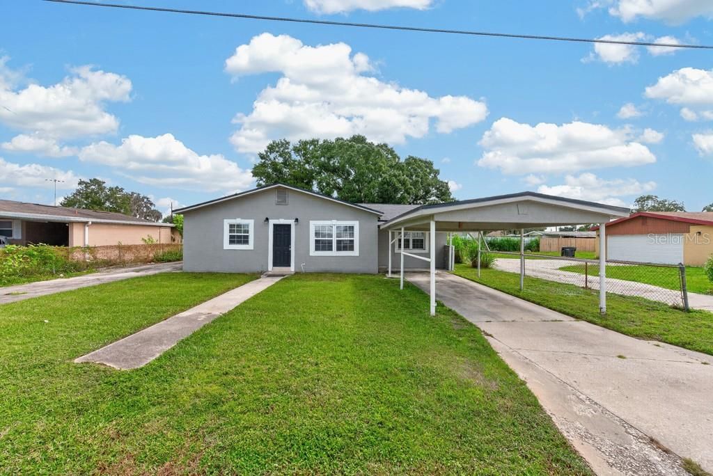 For Sale: $325,000 (4 beds, 3 baths, 2186 Square Feet)
