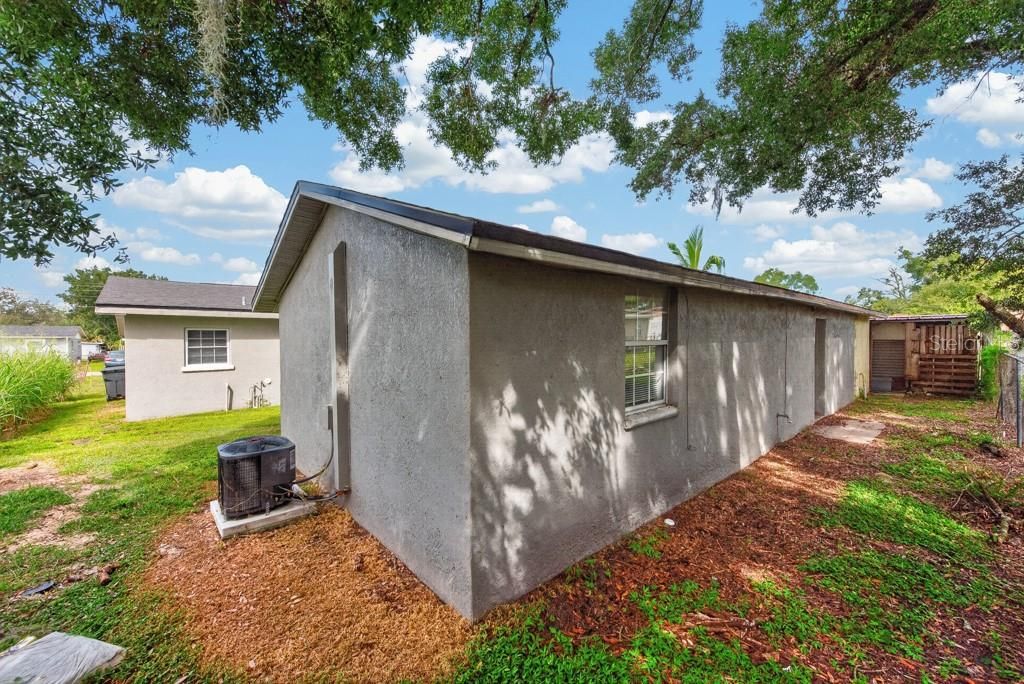 For Sale: $325,000 (4 beds, 3 baths, 2186 Square Feet)