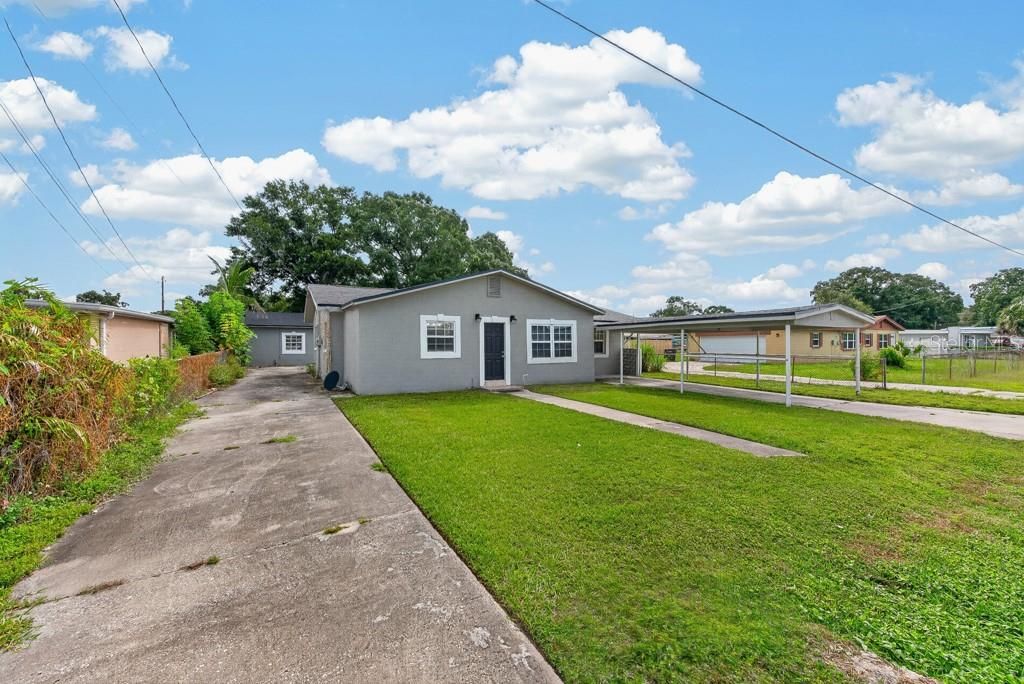 For Sale: $325,000 (4 beds, 3 baths, 2186 Square Feet)