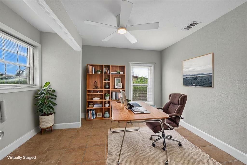 For Sale: $325,000 (4 beds, 3 baths, 2186 Square Feet)