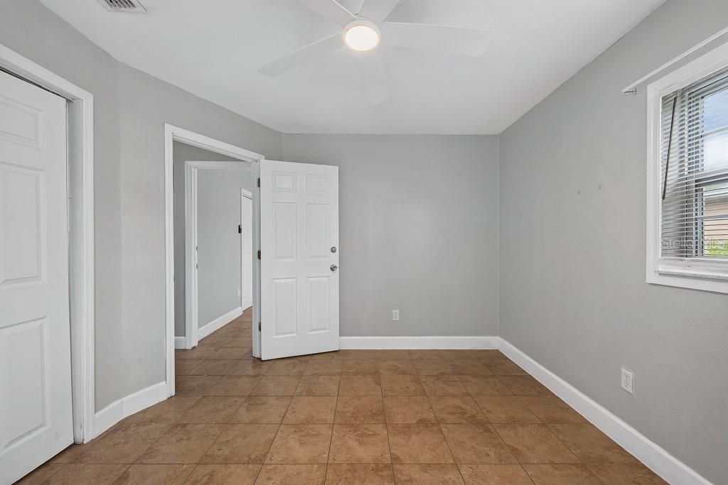 For Sale: $325,000 (4 beds, 3 baths, 2186 Square Feet)