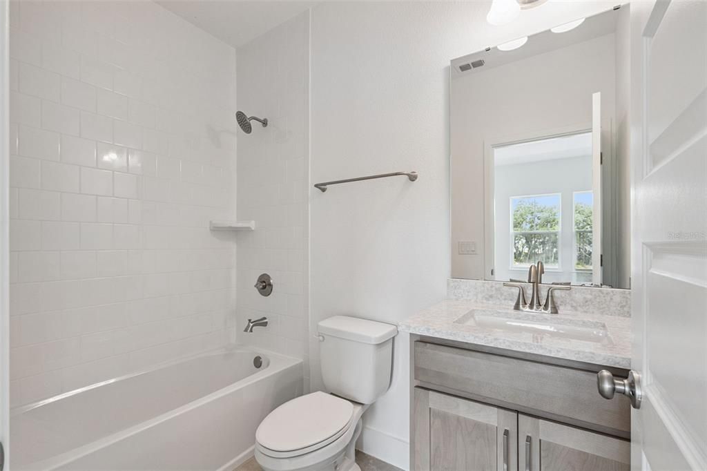 For Sale: $785,000 (5 beds, 4 baths, 2823 Square Feet)