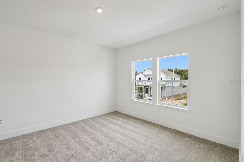 For Sale: $785,000 (5 beds, 4 baths, 2823 Square Feet)
