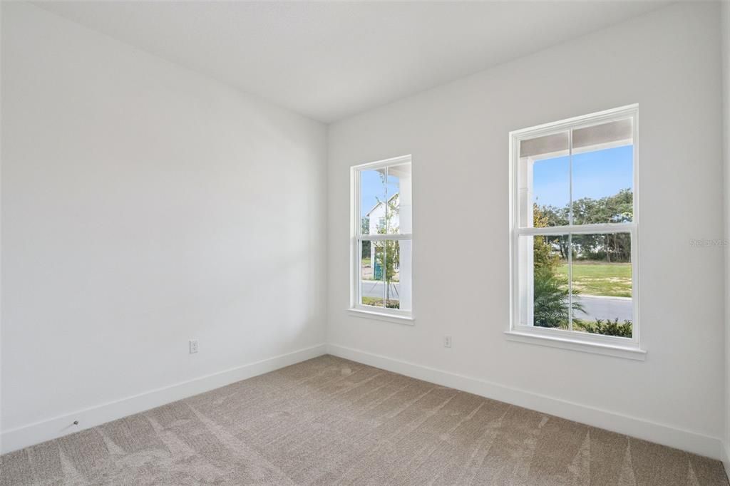 For Sale: $785,000 (5 beds, 4 baths, 2823 Square Feet)