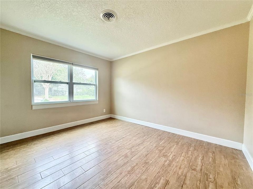 En Venta: $549,000 (4 camas, 0 baños, 1422 Pies cuadrados)