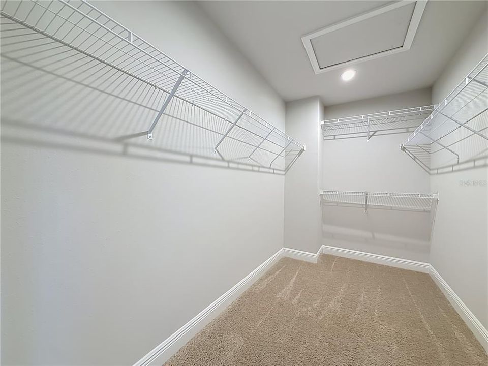 For Rent: $3,200 (3 beds, 2 baths, 2281 Square Feet)
