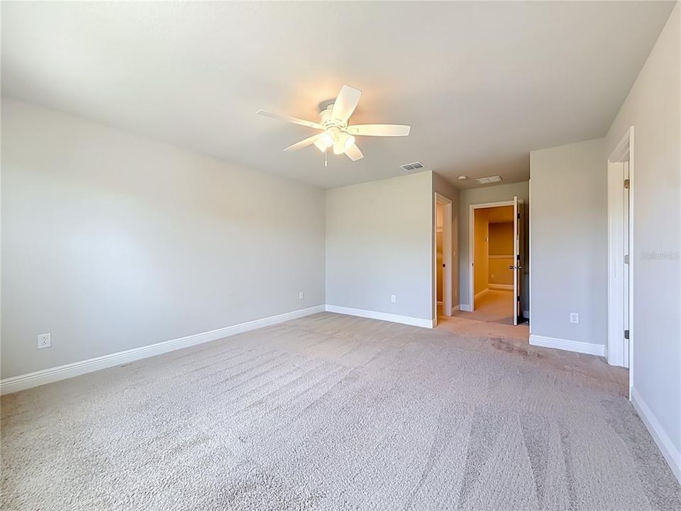 For Rent: $3,200 (3 beds, 2 baths, 2281 Square Feet)