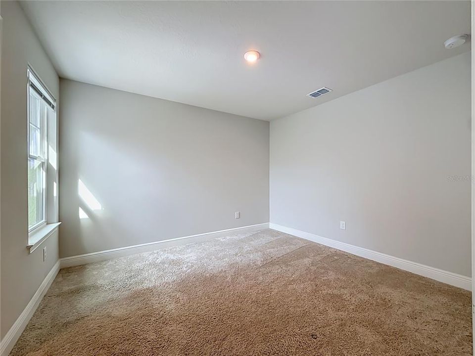 For Rent: $3,200 (3 beds, 2 baths, 2281 Square Feet)