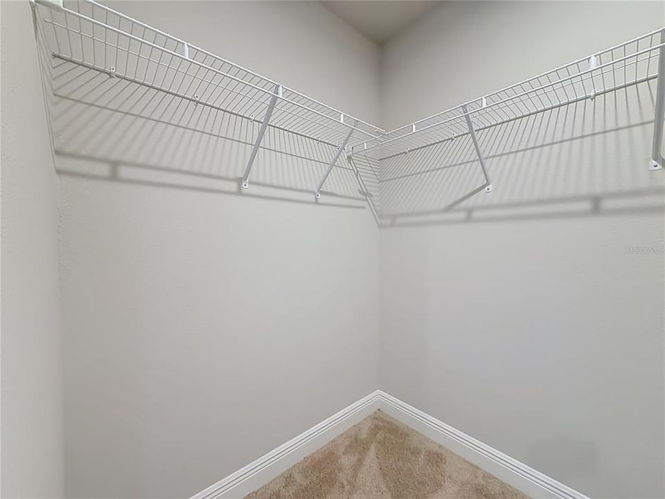 For Rent: $3,200 (3 beds, 2 baths, 2281 Square Feet)